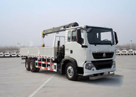 Le camion de HOWO a monté la grue mobile 5 tonnes de 4X2 LHD ZZ1127G4215C1