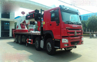 Le boom d'articulation monté par camion de SINOTRUK tend le cou 25 tonnes