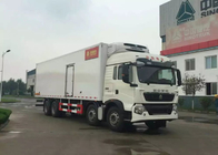 Camions 8×4 réfrigérés et fourgons SINOTRUK HOWO 40 tonnes pour les aliments surgelés de transport
