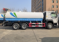 Chaîne de pulvérisation du camion de réservoir d'eau de SINOTRUK HOWO 6x4 LHD 15-20CBM au loin