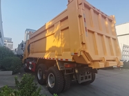 SINOTRUK Tipper Dump Truck résistante LHD avec le jaune squelettique de haute résistance unilatéral de cabine
