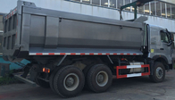 Le camion à benne basculante de verseur SINOTRUK HOWO A7 371HP 10 roule 25tons pour l'industrie minière