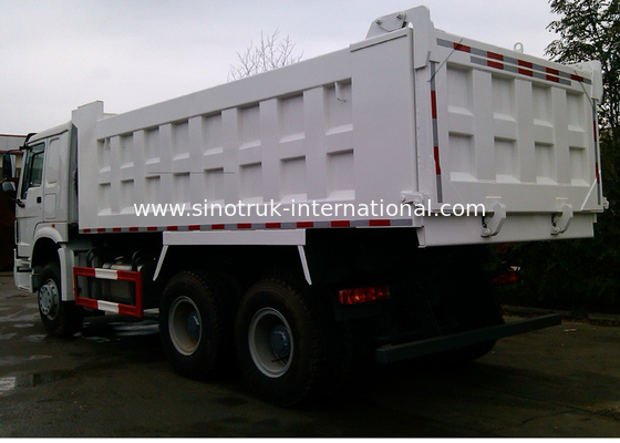 Le camion à benne basculante de verseur SINOTRUK HOWO 10 roule la charge 25-40tons ZZ3257N3847A