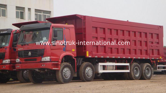 Camion à benne basculante de verseur de SINOTRUK HOWO 371HP 8X4 LHD 31tons 20-30CBM ZZ3317N3867W