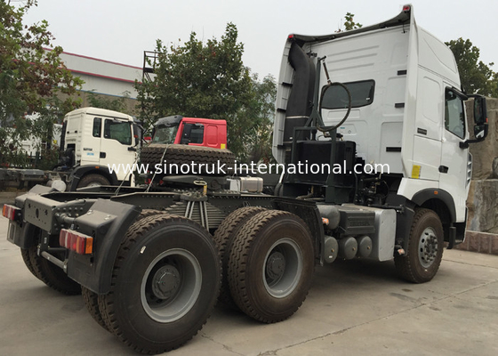 Tonnes de SINOTRUK HOWO A7 du professionnel 70 - 100 de camion à benne basculante pour le secteur de extraction