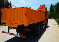 Le camion de SINOTRUK a monté l'équipement de grues 12 tonnes de XCMG pour soulever 6X4 290HP