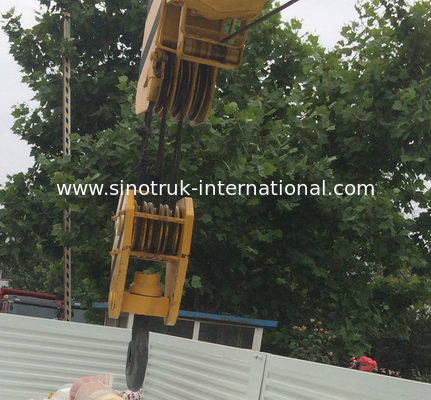 Les 12 tonnes résistantes de camion de HIAB ont monté l'ascenseur télescopique de cargaison de camion de la grue 6X4 LHD