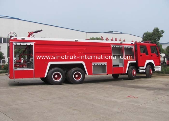 Roues du camion 12 de lutte contre l'incendie de délivrance de secours