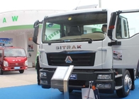 camion de 4X2 LHD 290HP cargaison et de corps commerciaux de Van With 5600*2300*600mm