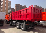 Type du camion à benne basculante de la couleur rouge SINOTRUK HOWO 6x4 266HP LHD