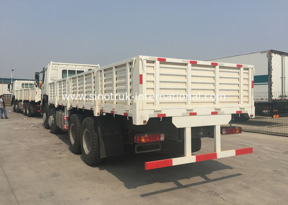 Tonnes de configuration supérieure de la carlingue du camion SINOTRUK HOWO HW76 de cargaison de moteur diesel 30 - 60
