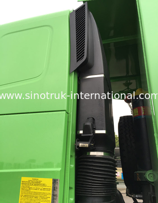Camion à benne basculante lourd de SINOTRUK HOWO RHD 6X4 pour le chargement de matériau de construction