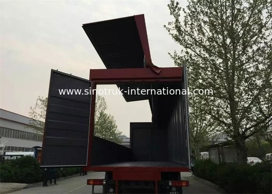 véhicules utilitaires de capacité de chargement de cargaison de 8X4 LHD Wing Van Cargo Truck grands