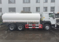 Camion de réservoir d'eau d'arroseuse de Sinotruk Howo 10-25CBM 6 x 4 euro 2