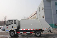 LHD 4X2 SINOTRUK HOWO a comprimé le camion 5 de récupération de place de compacteur - 6m3
