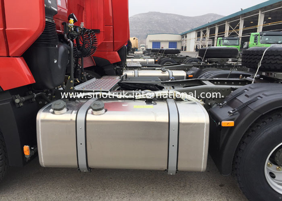 Le camion orange RHD 10 de tracteur de remorquage de SINOTRUK HOWO roule 371 HP ZZ4257S3241W
