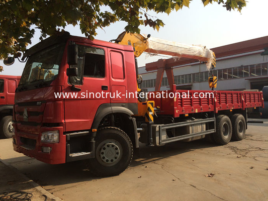 Les 12 tonnes résistantes de camion de HIAB ont monté l'ascenseur télescopique de cargaison de camion de la grue 6X4 LHD