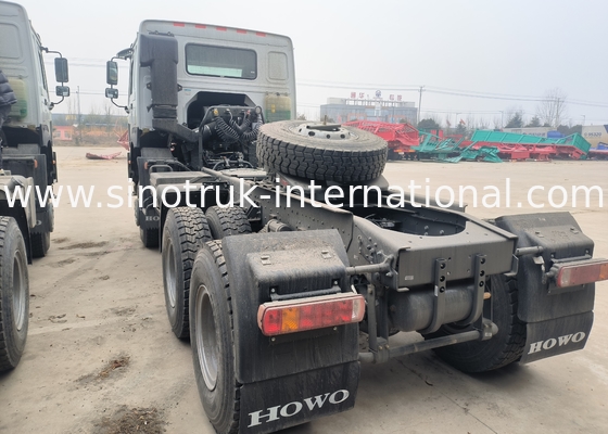 Sinotruk Howo Camion tracteur Rhd à quatre roues motrices 6 × 6 Weichai 400 ch Blanc