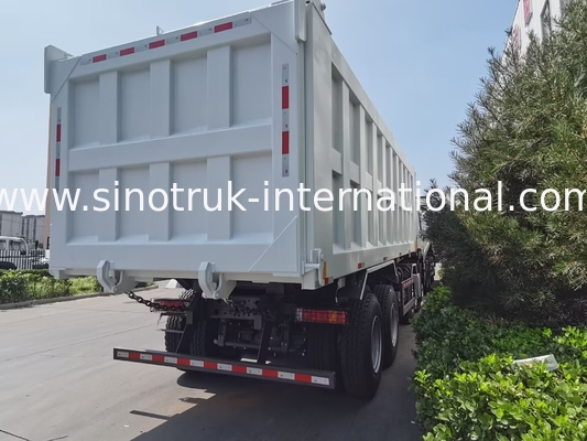 12 camion à benne basculante de Sinotruk HOWO 8X4 de roues 400hp pour l'exploitation