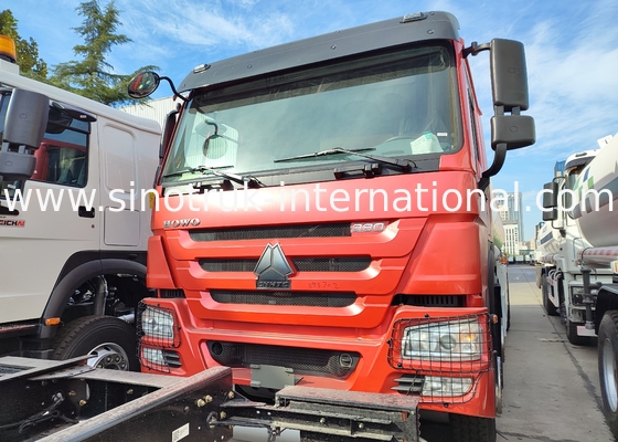 SINOTRUK HOWO Roux 380HP 8×4 12 roues camion-citerne à pétrole de grande capacité