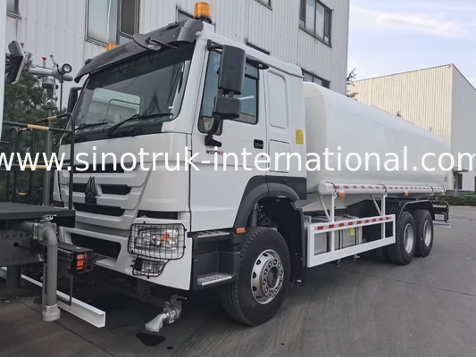 Sinotruk HOWO Blanc RHD 6x4 Camion réservoir d'eau ZZ1257V4347B1 Avec fonction de rinçage haute pression