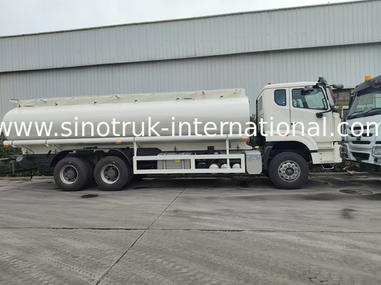 HOWO 25CBM 6*4 Camion réservoir d'huile 380 chevaux puissants Blanc