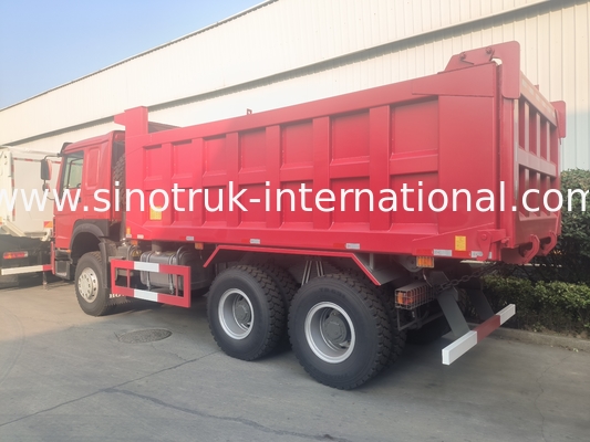 30 à 40 tonnes RHD Sinotruk Howo camion de décharge 10 roues