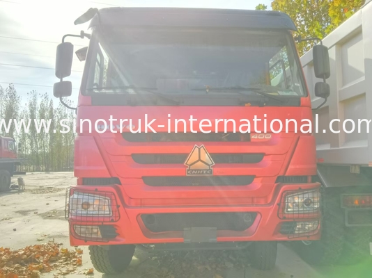 Camion à décharge à bascule SINOTRUK HOWO A7 8X4 pour la construction ZZ3317V3567B1