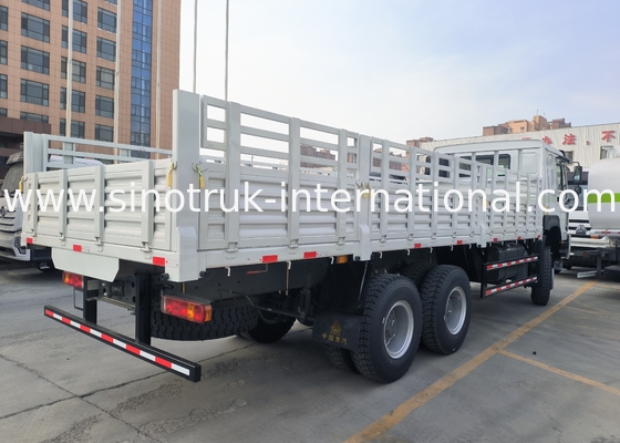 Sinotruk Howo tout nouveau camion de fret 6 × 6 à traction intégrale Lhd 10 roues Long Cargo Box