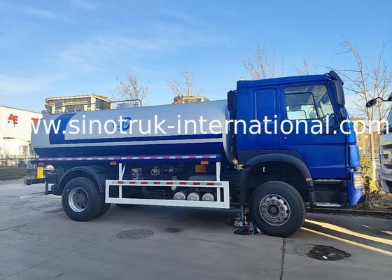 SINOTRUK HOWO 4x2 300 chevaux châssis bleu avec carrosserie réservoir d'eau 10m3
