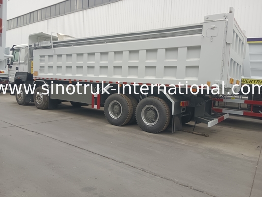SINOTRUK HOWO 380HP camion à décharge à bascule 12 roues LHD 31 tonnes 20-30CBM V7-X Cabine