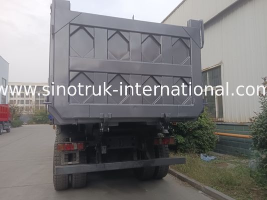 Camion à bascule SINOTRUK HOWO 400HP 12 roues LHD 30-40 tonnes 20-30CBM ZZ3317V356GB1
