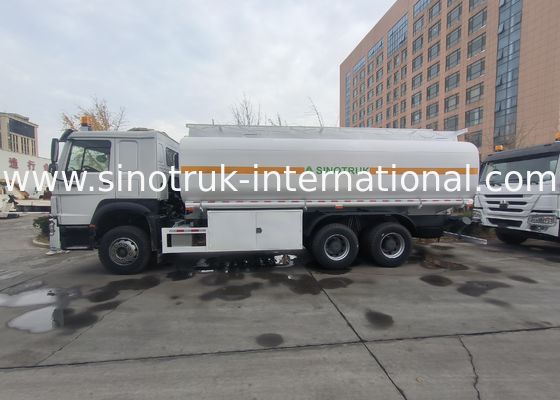 Sinotruk Howo 20CBM Camion réservoir de carburant 10 roues 340hp 6 × 4 compartiments multiples