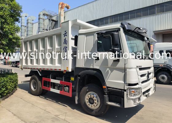Tracteur lourd à commande à gauche équipé d'un moteur WEICHAI optimisé pour le transport de marchandises lourdes dans des environnements industriels