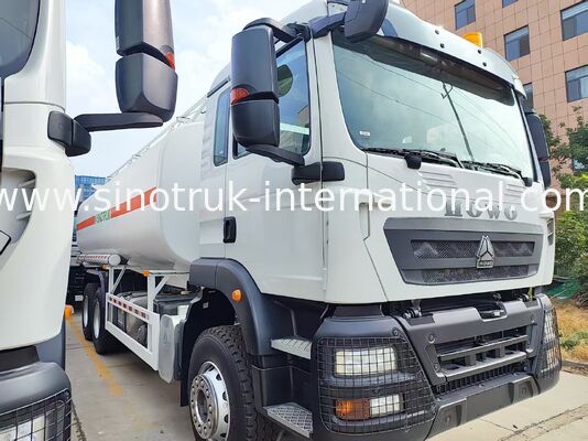 Camion-citerne blanc HOWO TX 6×4 336CV | Réservoir de carburant de 25 m³, performances de transport stables