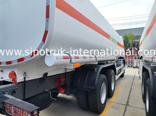 Camion-citerne blanc HOWO TX 6×4 336CV | Réservoir de carburant de 25 m³, performances de transport stables