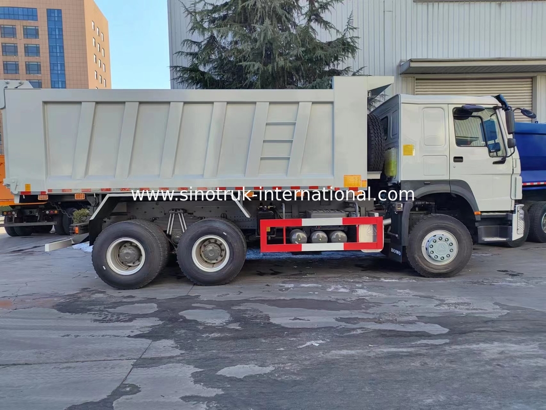 ZZ3257V3847B1 Haute puissance de chevaux HOWO TIPPER Truck 6×4 10 roues 400 chevaux Faible consommation de carburant