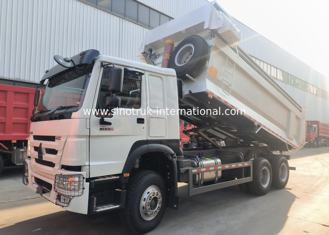 Camion à décharge à bascule de Sinotruk Howo 400hp 6 × 4 plateau en forme de U avec bâche automatique