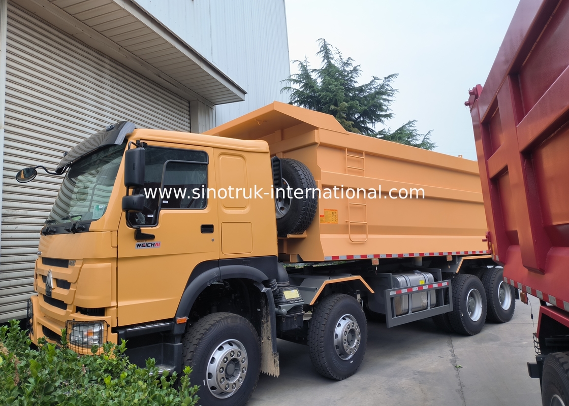 Sinotruk Howo dépoussiéreur à déverrouillage 8 × 4 Lhd 12 roues en forme de U