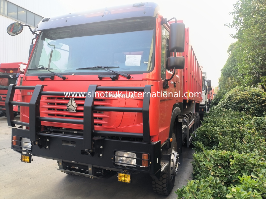 Sinotruk Howo camion de décharge 6 × 4 Lhd 10 roues pneus miniers à face fantôme