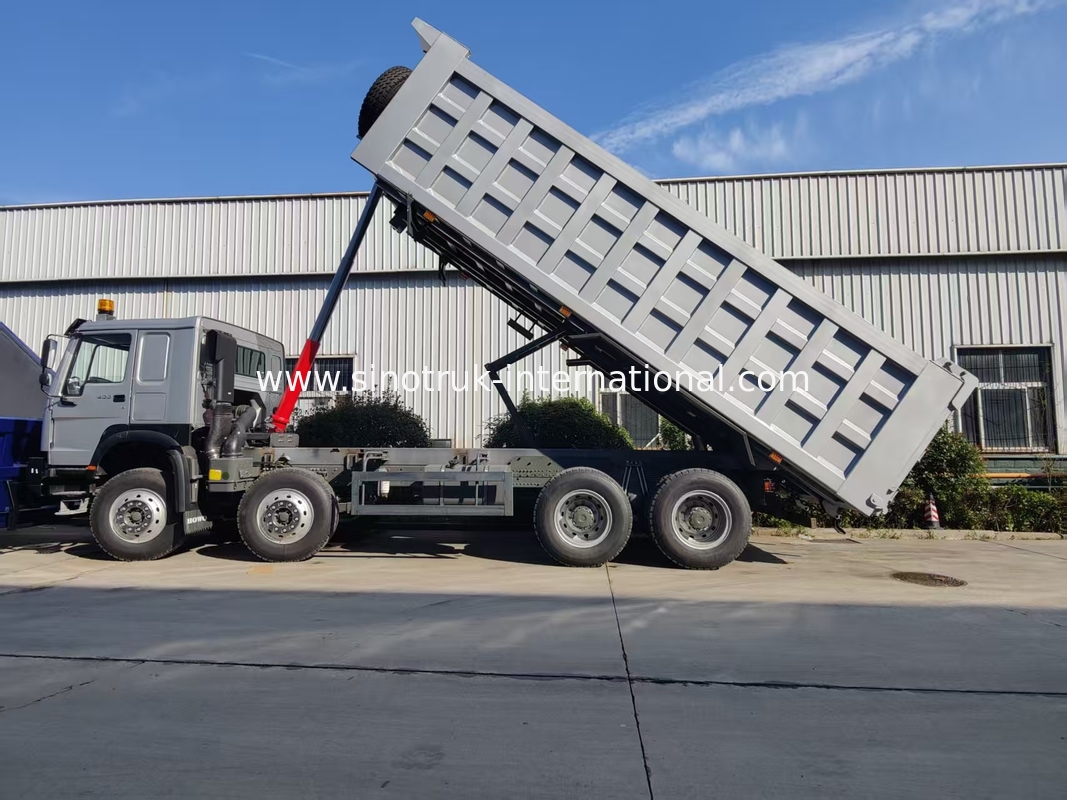 SINOTRUK HOWO 8×4 Dump Truck 400HP + 7800mm Rear Double Door Cargo Box