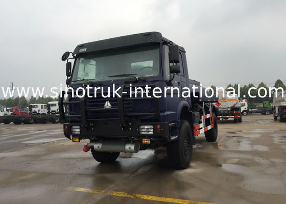 camions de réservoir de stockage de pétrole de 4X4 Off Road/huile de table de transport de camion embrayage hydrauliquement