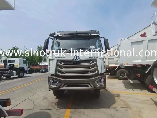 Camion à benne basculante de HOWO N7 LHD 12wheels 8X4 400HP pour l'exploitation