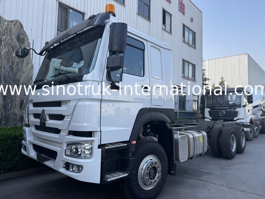 SINOTRUK HOWO Chassis de camion SINOTRUK Moteur 371HP 6 × 4 RHD avec lumière d'avertissement utilisé dans les camions à décharges camions cargo camions à eau