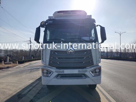 Camion réfrigéré équipé de réfrigérateur Thermo King