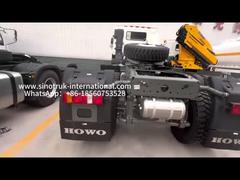 Tracteur routier SINOTRUK HOWO Ghost Face cabine 6X6 Euro 2 430 CV Pare-chocs militaire Blanc Pour Vous